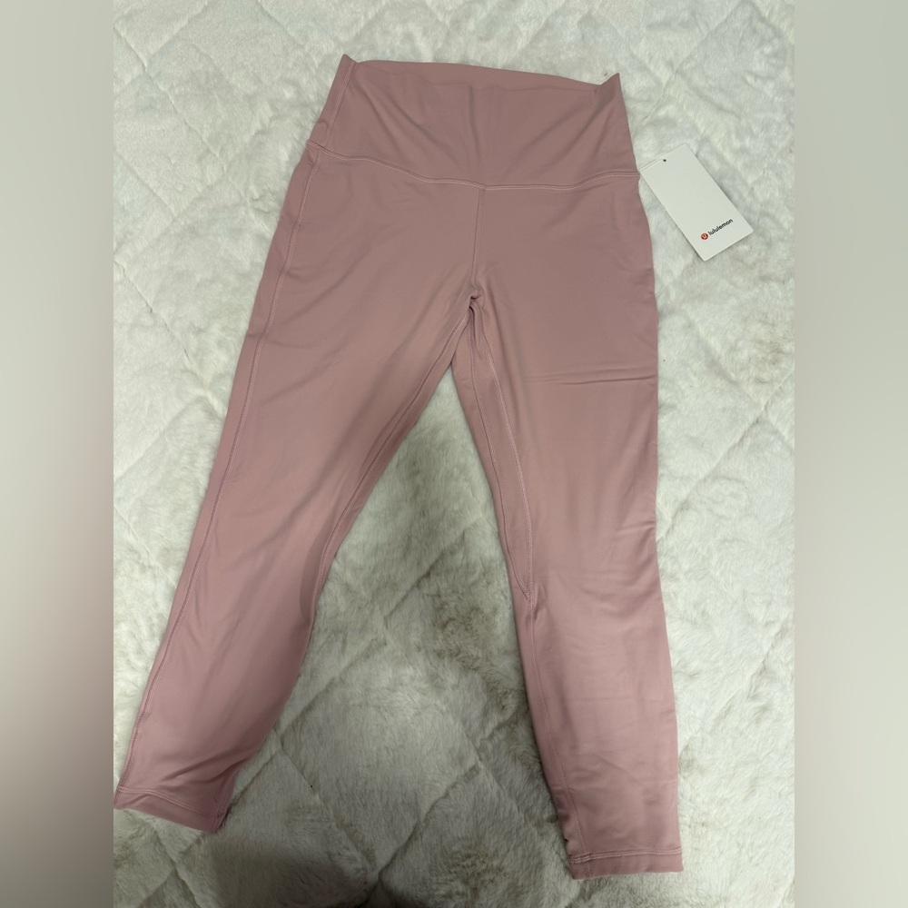 Lululemon BRAND NEW Women’s Align Legging size 10 - length 25”